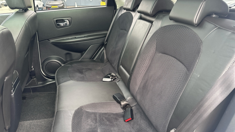 Nissan Qashqai 1.5 dCi [110] 360 5dr Diesel Hatchback